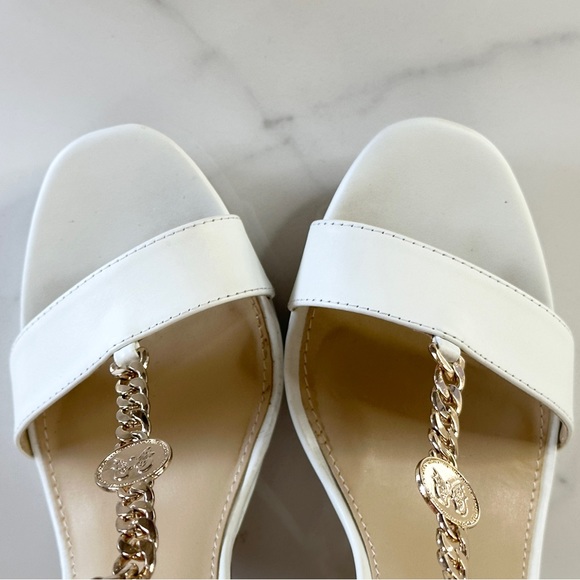 Victoria’s Secret Chain T-Strap 9 White Leather Chunky Heels RARE! - Picture 6 of 11